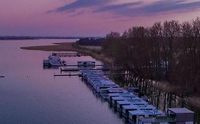 Ht Houseboats - Domki Na Wodzie - Sauna, Motorowka, Rowerki Wodne